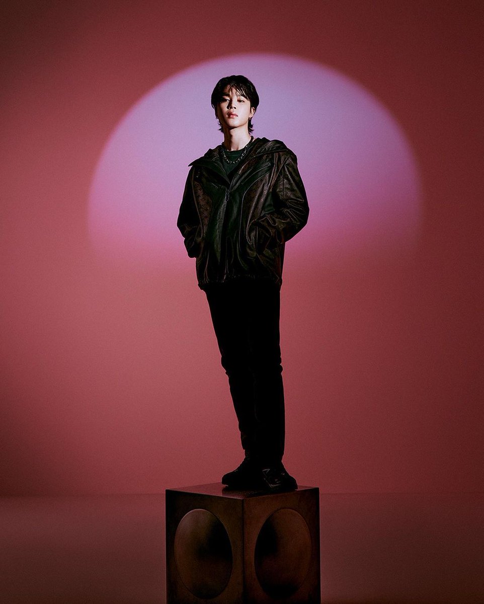 BTSNoticia_'s tweet photo. [INFO] Jimin participará da OST do drama 'Our Blues'! 💜

A produtora Yum Nyam Entertainmen confirmou que as gravações já foram finalizadas. O drama estreará em 9 de abril.

🔗 https://t.co/13MleMmYQq

© BTSChartDailyx

@BTS_twt https://t.co/yIPy22ky35