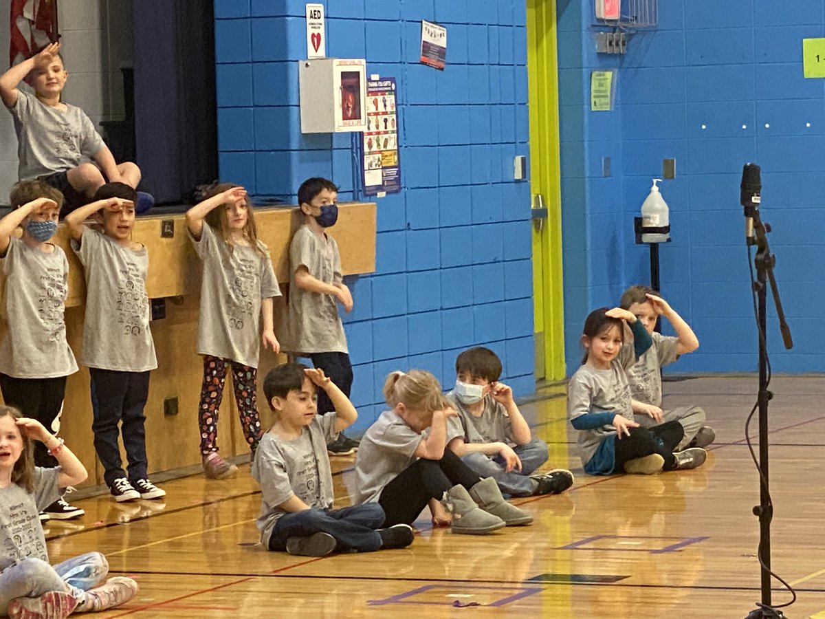 EileenBrett's tweet photo. #wilmot109 #engage109 Wow!!! Wilmot first graders present “Arf” their fabulous music concert!!! https://t.co/dTOo1KfYNi