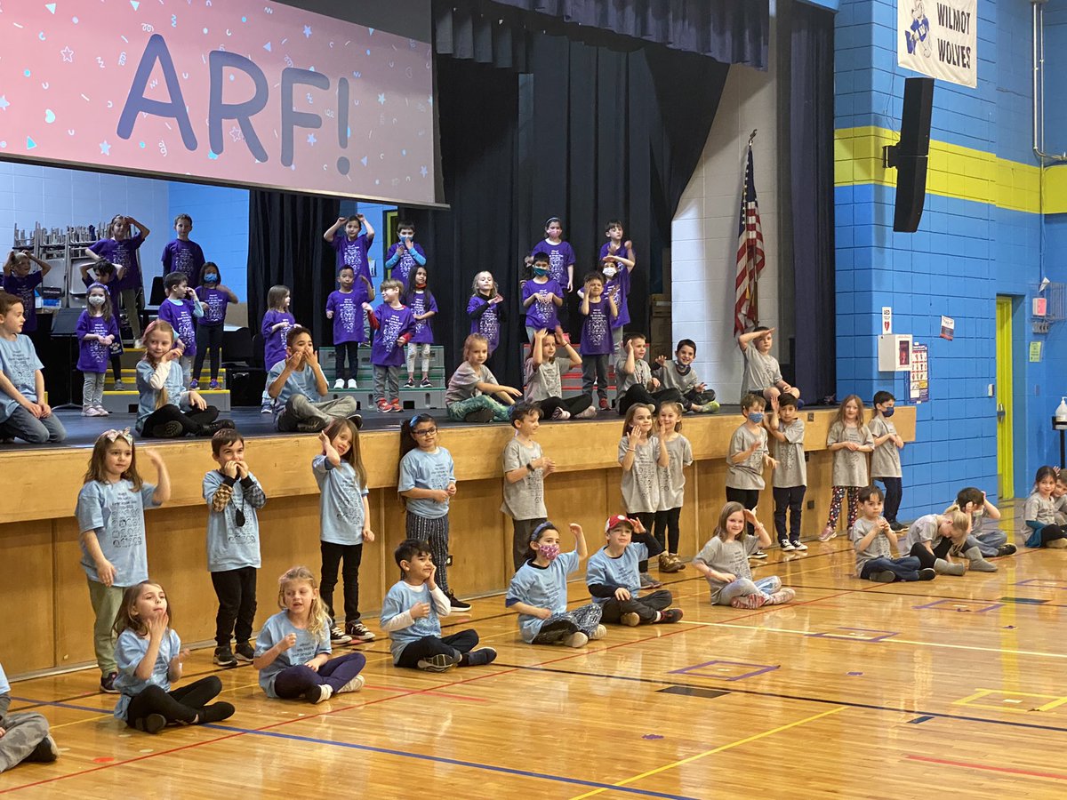 EileenBrett's tweet photo. #wilmot109 #engage109 Wow!!! Wilmot first graders present “Arf” their fabulous music concert!!! https://t.co/dTOo1KfYNi