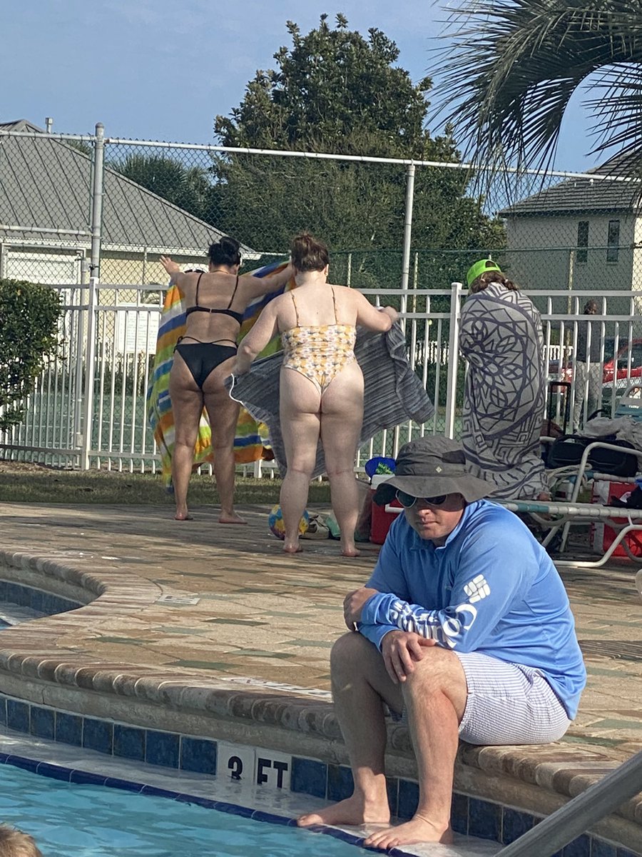 RussRymer's tweet image. Trying to eat by the pool and its nothing but buttcracks. Its an epidemic. I applaud the boldness but sometimes a little mystery is better. #CrackIsWack