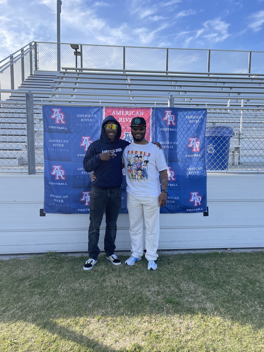 phillips_jabari's tweet photo. With that being said I have decided to commit to ARC and play 1-2 years there please respect me with this decision that was best for me thank you all, including every Coach that reached out to me 💯 @Coach_Ohout let’s go I’m ready! https://t.co/OD0fx9Z8Xo