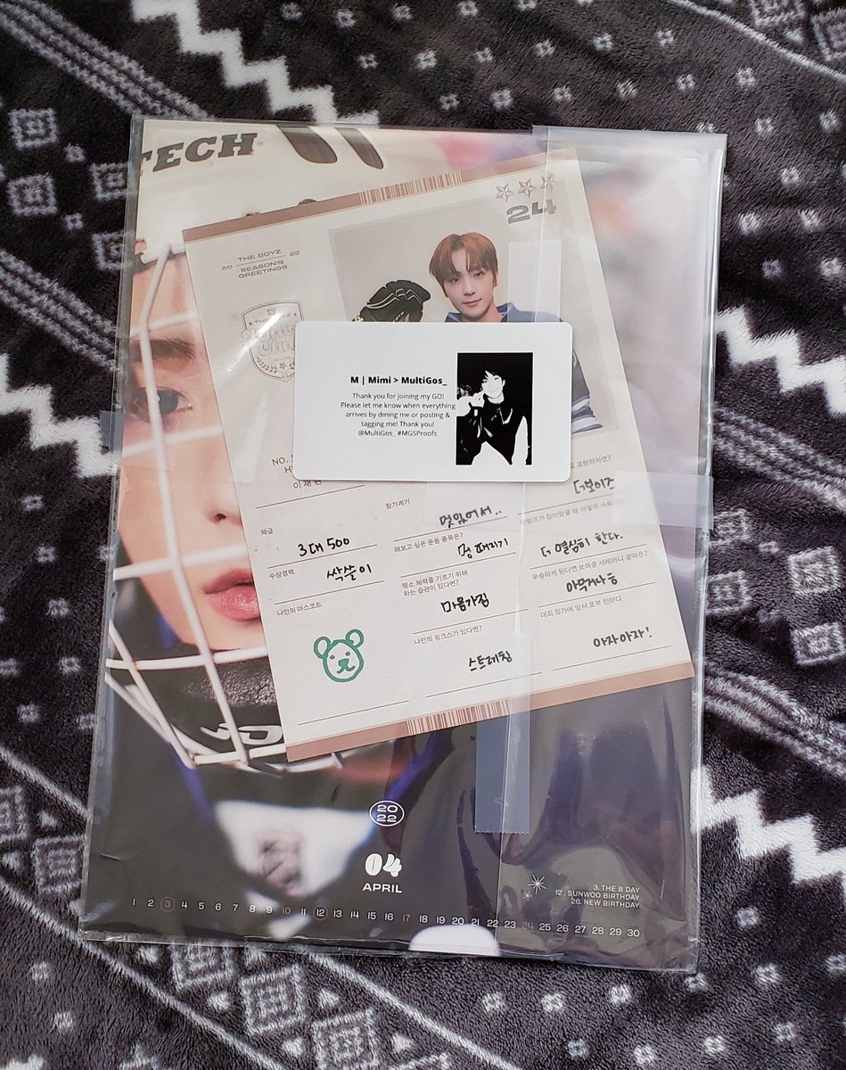 Happy__Potatoe's tweet photo. aaaaa itβs here <3333 hyunjae arrived safely and quickly, thank you @multiGOS_ for hosting~~ #MGSProofs https://t.co/yydDjcUiI8