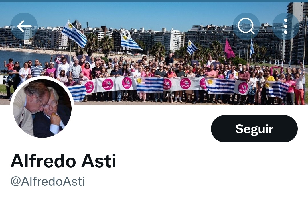 cityoftruthuy's tweet photo. El FA vive hablando en contra de los barrios pudientes pero... Les encanta sacarse fotos ahí, irónico quizas? A diferencia del merquero del Cerro, nosotros somos tolerantes, democráticos y no los echamos del barrio, disfruten! 
#Uruguay #montevideo #FraudeAmplio #GermanGutierrez https://t.co/hDY68VxuNt