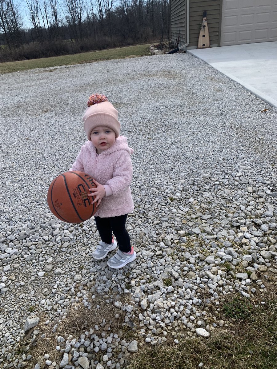 AmyTurson's tweet photo. Get ready!!! There’s another Turson bballer in the making!!!! https://t.co/ZJaQRGXEcF
