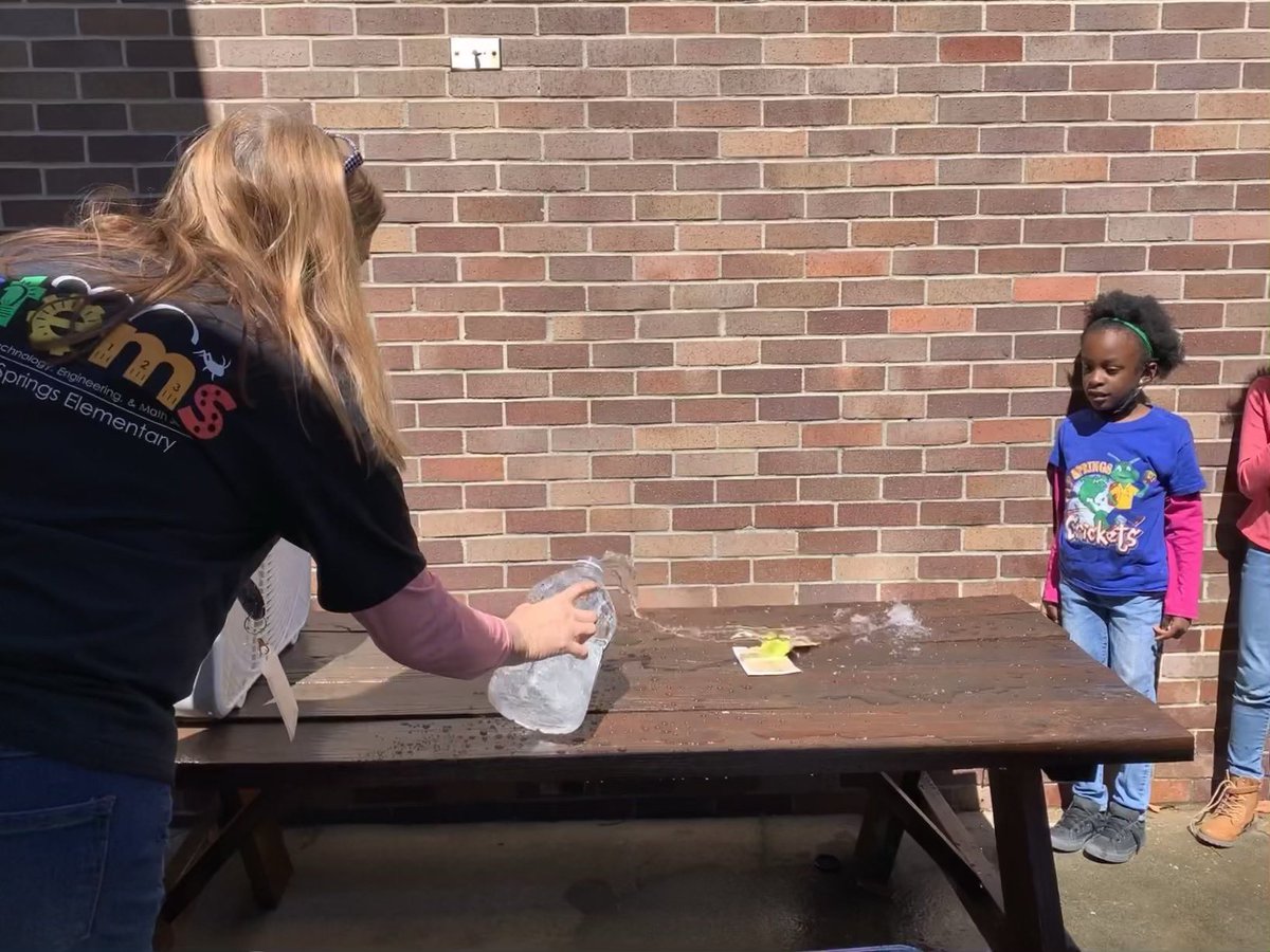 Dana DuPre tweet media