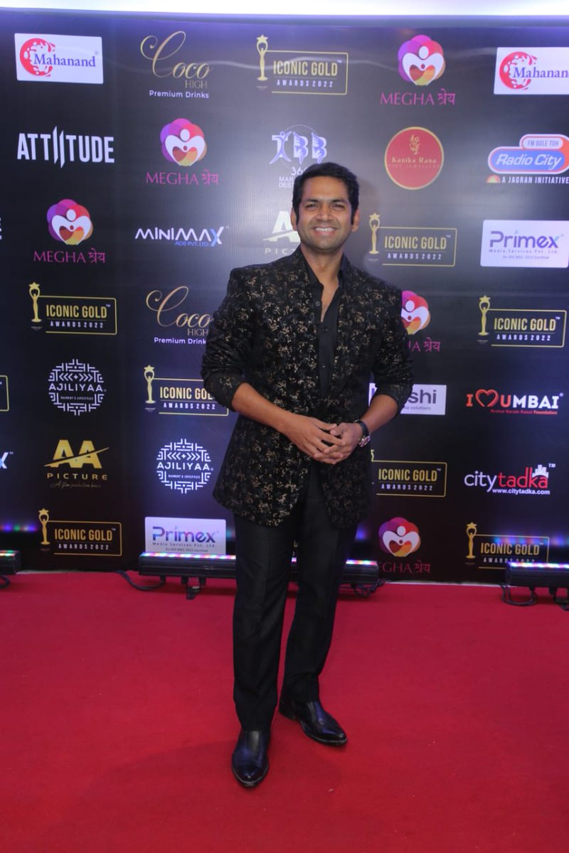 Iconic Gold Awards tweet media