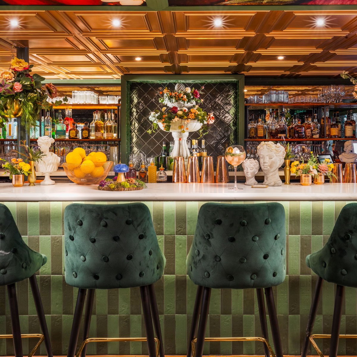 ceilume's tweet photo. Add beautiful ceilings with bar topping ceiling tiles by Ceilume. Check out the this article about how to upgrade your space! https://t.co/EVvQ6HFOcE

Photo by Kevin Brost https://t.co/tJ0q7rnHi5