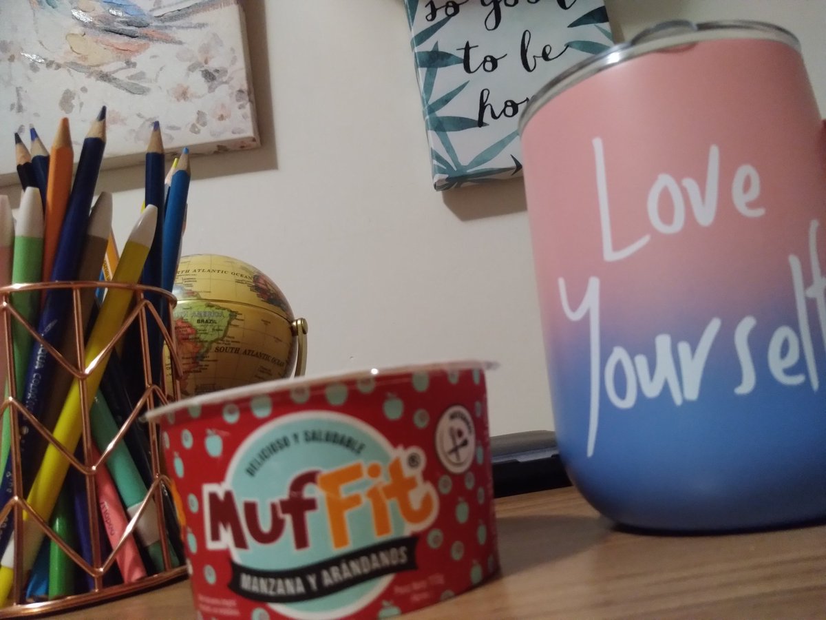 RenTorresNet's tweet photo. Gracias @LalyGoyzueta @MufFitPeru alistando la lonchera de mi enana para sus clases de colegio ..qué mejor snack rico y sano, como un buen #mufFit 🤙🙌🏼💪💯 https://t.co/LKk77pPbBH