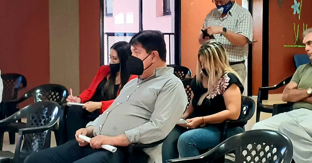 IPSCorrientes's tweet photo. Nuestro equipo del IPS, retomó las charlas con empleados públicos y profesionales respecto de toda la documentación requerida para jubilarse https://t.co/DN9KBF5BH0