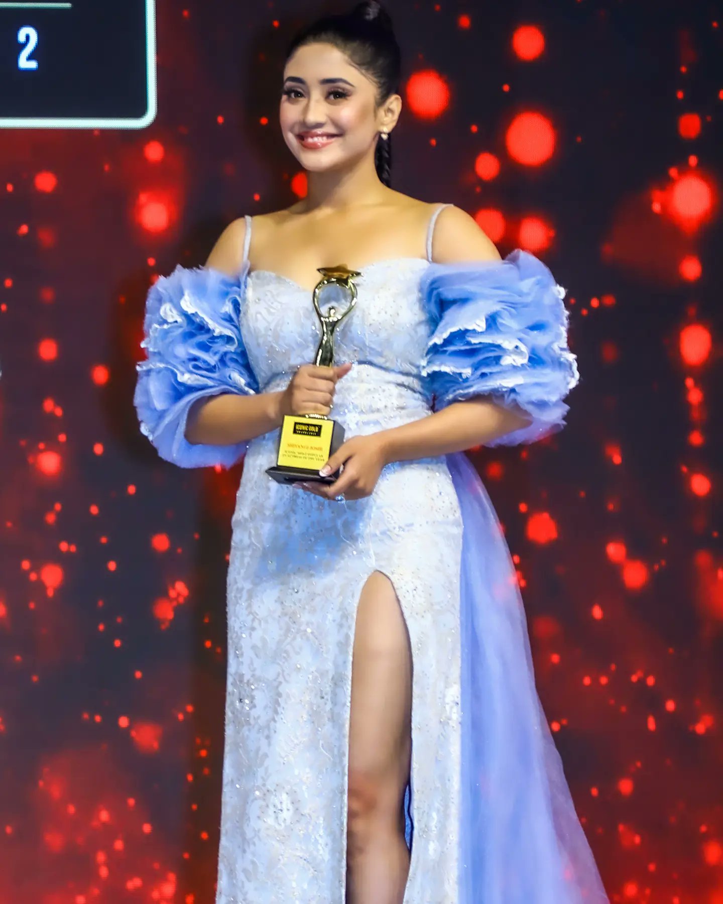 Iconic Gold Awards on X: It's an Honor to announce Shivangi Joshi is  awarded with the Iconic Popular TV Actress of the Year 2022! 🎊 Every  hard-work and Dedication is to be