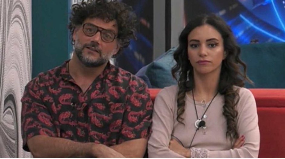 Val8774's tweet photo. Dite quello che volete ma questo anno... 
KING AND THE QUEEN #gfvip https://t.co/tQEuBf71Hf