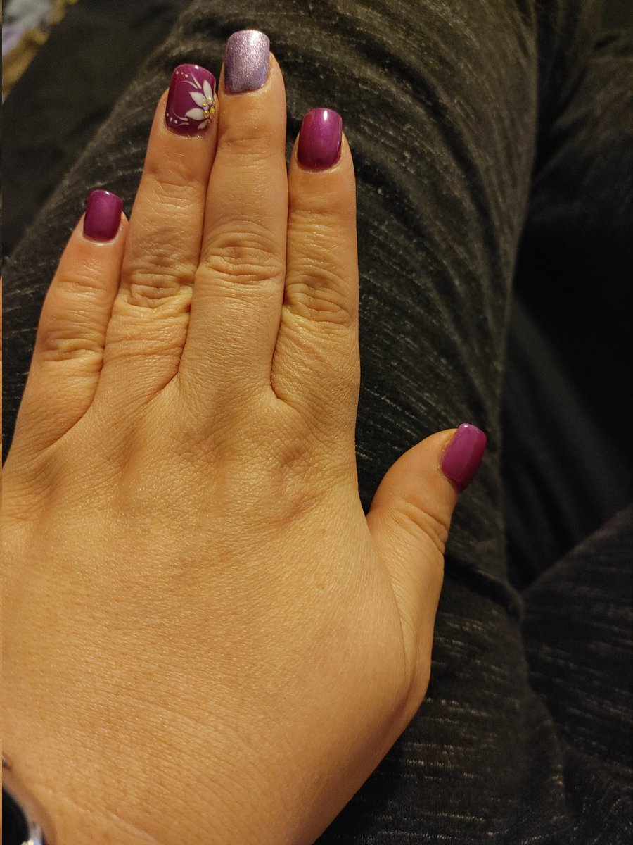 AprilFriedrich2's tweet photo. Got them done today https://t.co/d8TVcI7CNa