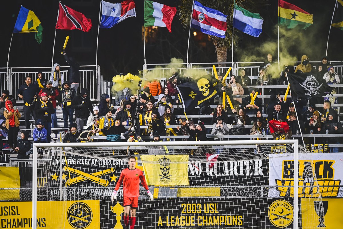 Chas_Battery tweet picture