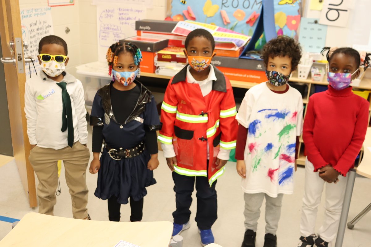 Bluford_STEM's tweet photo. Look at our future STEAMologists! We can not wait to see the amazing things that you do in this world! #CareerDay #BPSpiritWeek #TheSkyistheLimit @JohnitaReadus @KesandraFarmer https://t.co/VjVh5nECqb