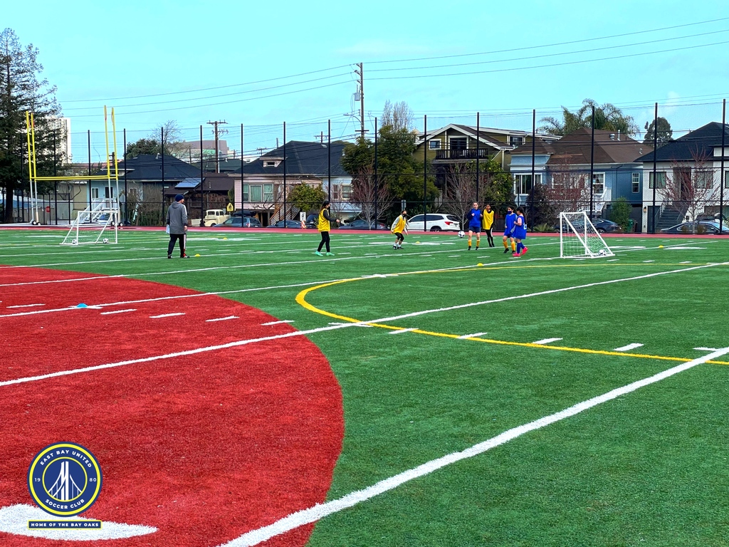 EBUSoccerClub's tweet photo. Yesterday at ECCL, our club hosted the 9v9 and 11v11 grassroots course, in collaboration with @ussoccer and @norcalpremier. Thank you to the #EBUcommunity players for their support in making this a great event! 
#soccerlifestyle #soccerskillz #footballclubs #footballchallenge https://t.co/1IBZWHwAY2