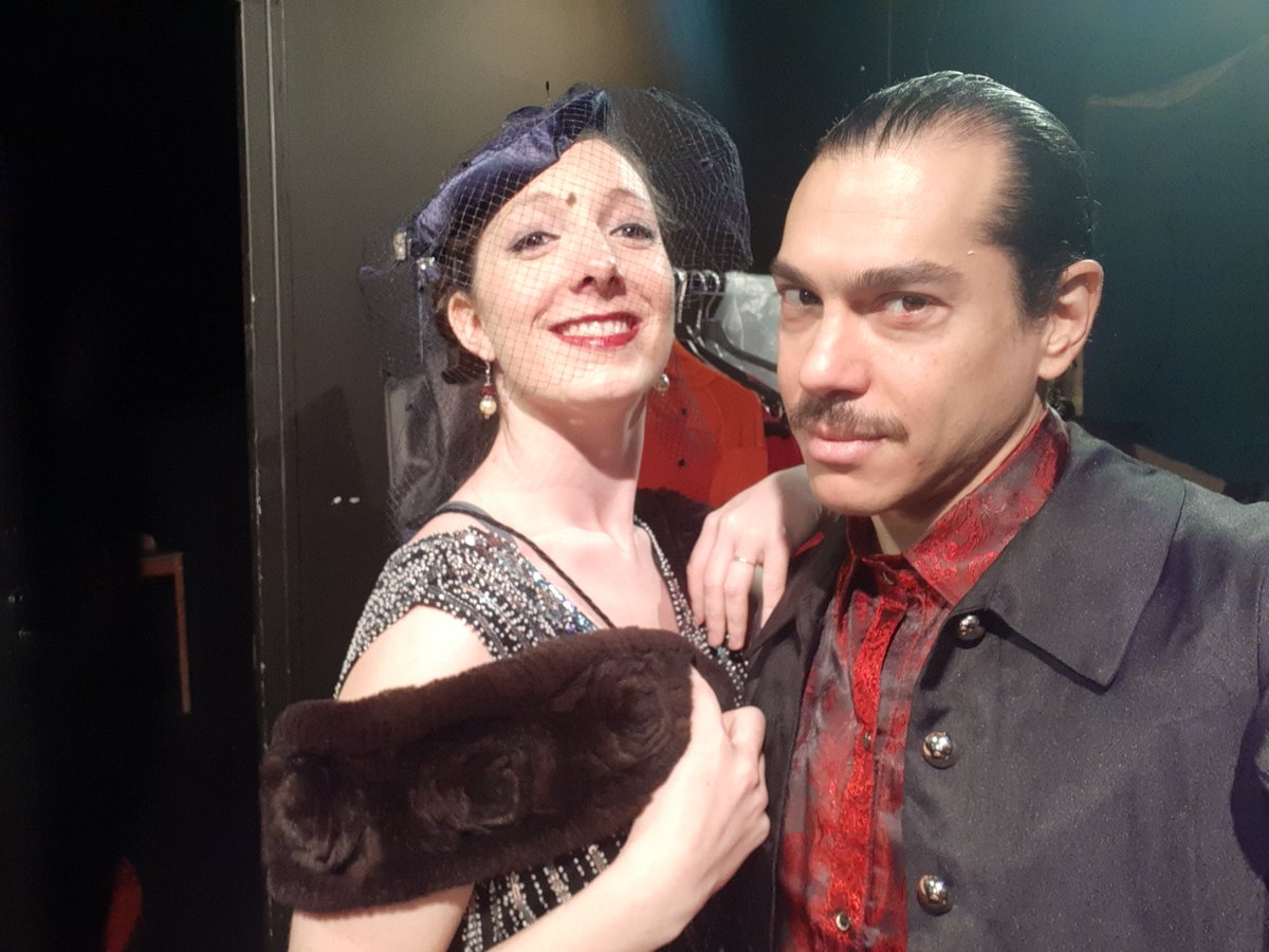 Misaki_kun's tweet photo. Reprise de la scène dimanche dernier avec notre Première de L'INTERVENTION de Victor Hugo au Théâtre @Xsee_deschemins https://t.co/L56IK0DFEU