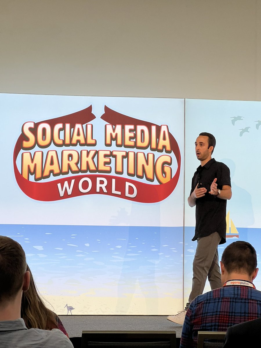cascade_cg's tweet photo. Best session of the day @SMExaminer #SMMW22  bc @ecomchasedimond talks as fast as I do!  Packed w info on email marketing 
#speedpresenter #emailmarketing #brilliant https://t.co/PYlcKJWECh