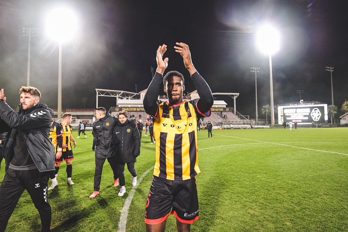 Chas_Battery tweet picture
