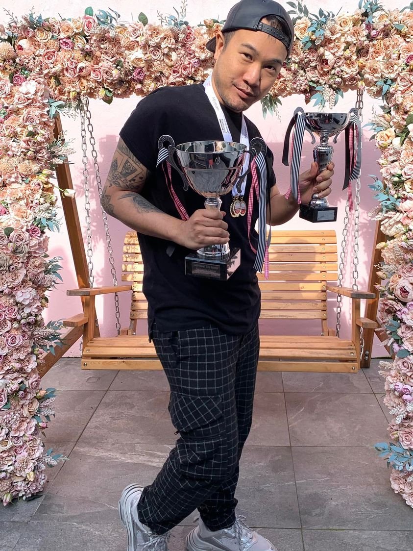 miragespa's tweet photo. Congratulations to Mino Vo, 2022 @Nailympia winner!  #miragespaeducation is so pleased to have been a sponsor for this amazing event!  Check out @minovolondon on IG.

#nailtechnology #beautyschool #onlineeducation #nailympia #nailcompetition #nailart #esthetics #alexfox https://t.co/T7aPFyAm82