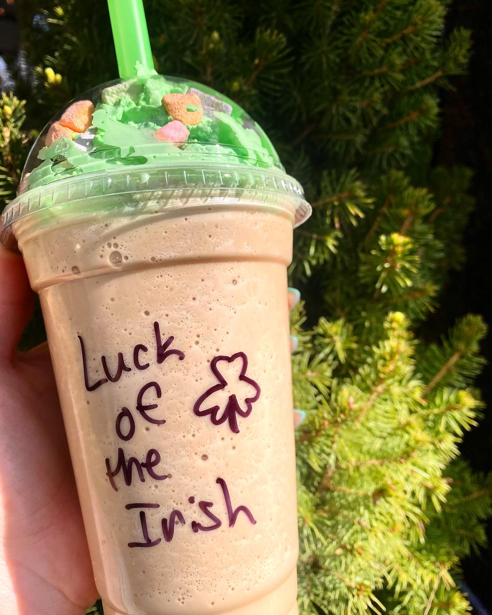New drink alert! Luck of the Irish 🍀
Irish Cream + Toasted Marshmallow topped with green whipped cream &amp; lucky charms marshmallows! #GetLucky *comes hot, iced or frozen! 🍀🍀🍀