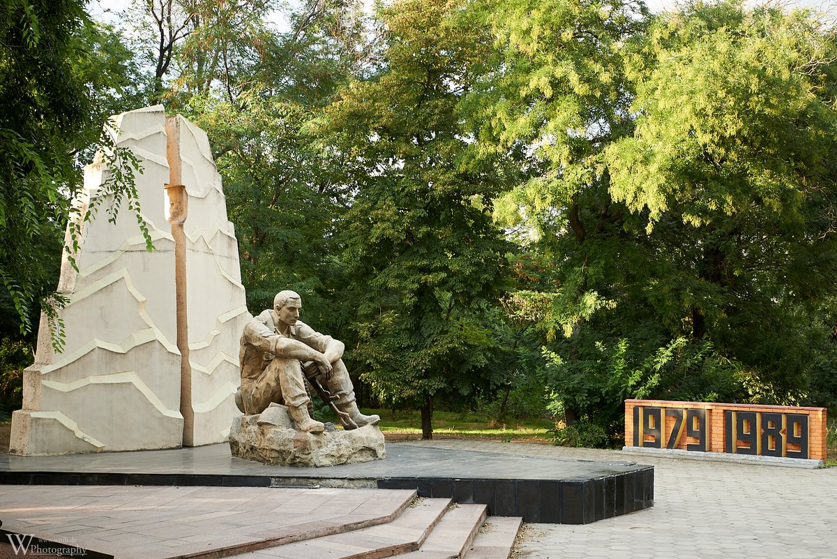 wittlitweets's tweet photo. Afghan War Memorial, Odessa, Ukraine [24.08.2017]

... How will the memorials to the current war in Ukraine look like? How in Ukraine and how in Russia?  

#warmemorial #SovietAfghanWar #Odessa #future #Ukraine #StopPutin #StandWithUkraine #offTheBeatenPath #NeverStopToExplore https://t.co/CnPX75ge8e