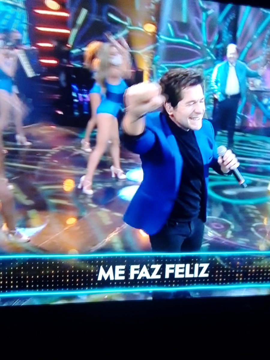 faclubeDaniel's tweet photo. Adoro amar você @cantordaniel você me faz feliz ... #faustanaband é amor que não tem fim ❤️ https://t.co/ddOq0GrlUf