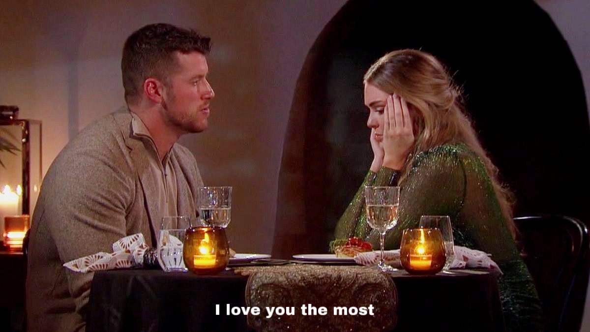 “I’m trying to figure out who I love the most” 
Clayton literally last episode: 
#TheBachelor