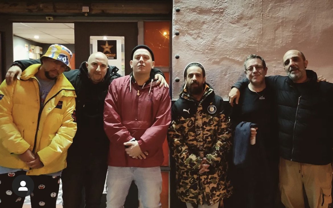 Tu familia hasta morir.