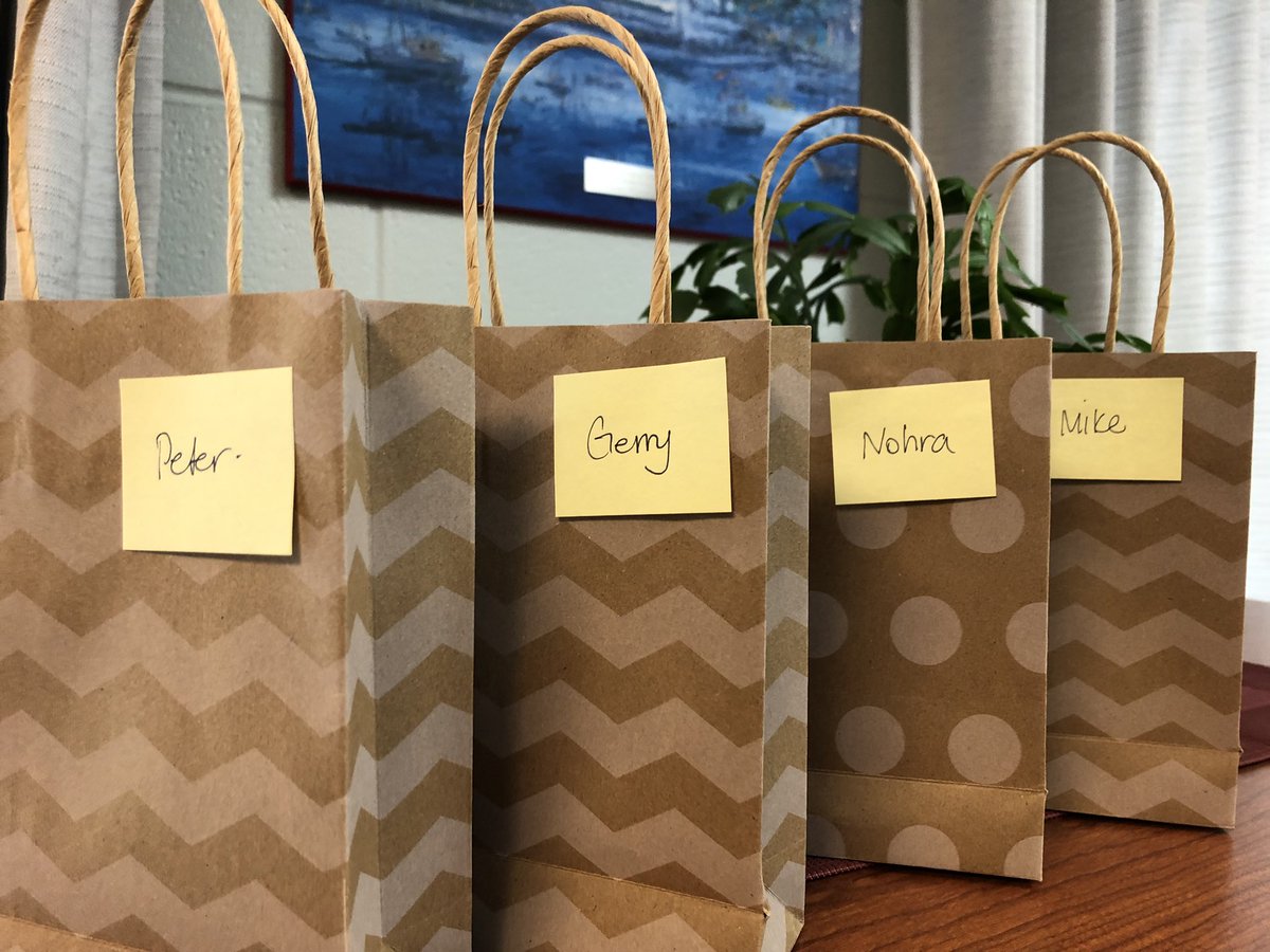 OLOL_CCSD's tweet photo. @OLOL_CCSD our special treats for our regular guest teachers are waiting to be offered! Thanks to all the guest teachers @CCSD_edu for your devotion to supporting all students at whatever schools you go to! #gratitude Happy Substitute Teachers’ Appreciation Week!@ATALocal55 https://t.co/8XrrYTNXzR