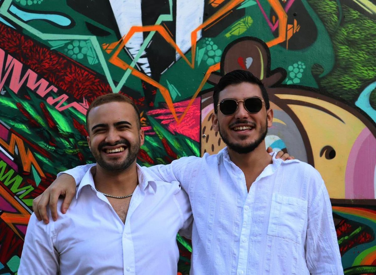 econ_aldia's tweet photo. Bueno, por acá nos presentamos: 
Somos estudiantes de economía de la UPRRP. Decidimos crear este proyecto, ya que sentimos que en nuestro país hacen falta espacios donde se discuta la economía desde una perspectiva estudiantil, progresista y accesible. https://t.co/5fYMSoDUn5