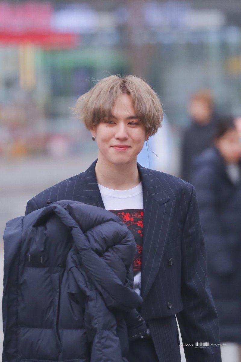 Good morning, Have a beautiful day.
#유겸 #YUGYEOM
#네잘못이야 #AllYourFault
#PointOfViewU
#YUGYEOM_PointOfViewU
#AOMG @GOT7Official