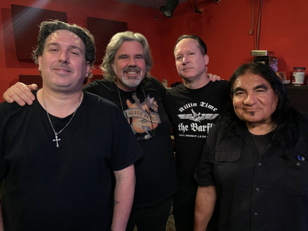 SteveRiddle_'s tweet photo. Great day recording some new songs in the studio yesterday with my friends and fantastic musicians Michael Leasure, Chris Smith and Sammy Avila
#steveriddle #steveriddleband #steveriddlemusic #bands #musician #guitarist #recordingstudio #blues #bluesrock https://t.co/J8gv6nv6uj