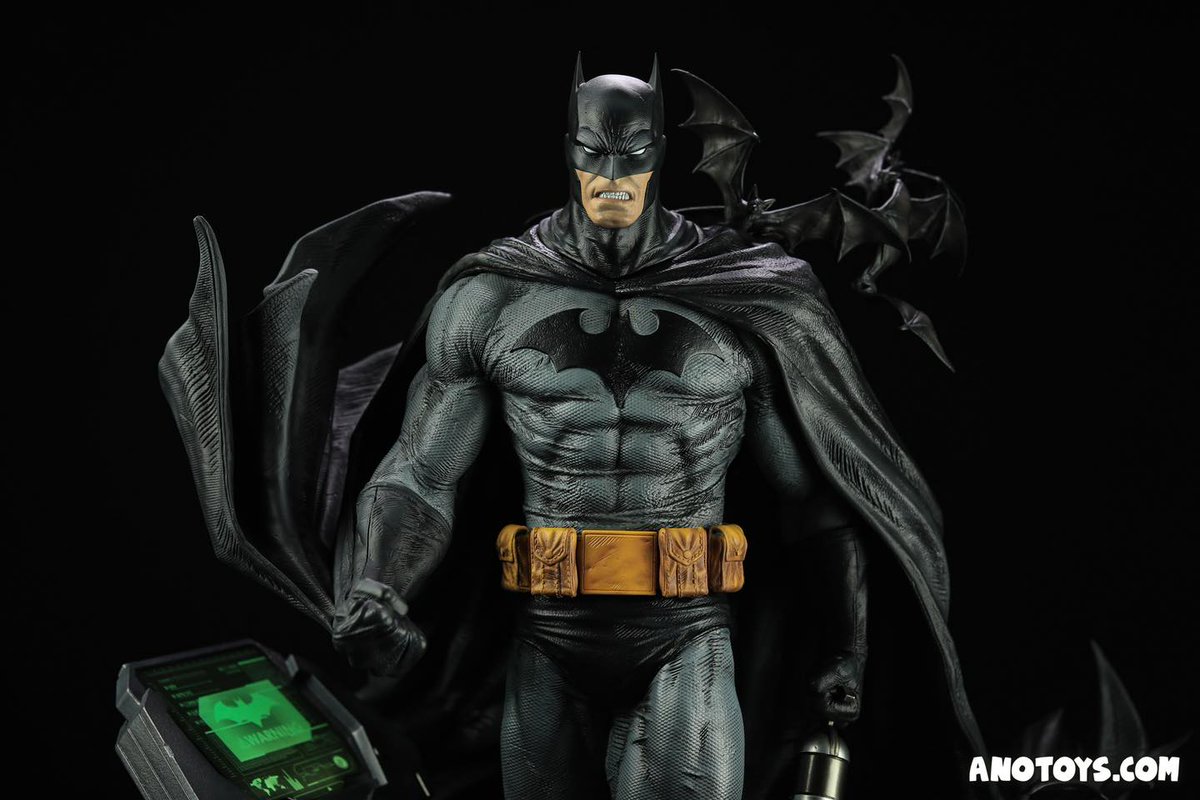 anotoysph's tweet photo. #JimLee’s Classic #BatmanHush! #Prime1Studio #Batman #Batcave Black Version! 
This black and gray 1/3 scale #PolystoneStatue by @Prime1Studio is a must own for any Batman fan!
in stock @ https://t.co/GaDeZDPuGI order now!
#Anotoys Collectibles, the #GoldmineforCollectors! https://t.co/E83fzrofYn