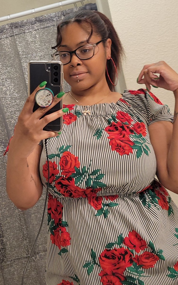 melaninQnalani's tweet photo. 2nd weekend of my birthday month celebration completed! 🥰
*Actual birthday is on the 29th*
#birthdaymonth aries #ariesbaby marchbaby vip #vipbooth #bottleservice findom findomme sugarbaby https://t.co/0TKtqVcB8f
