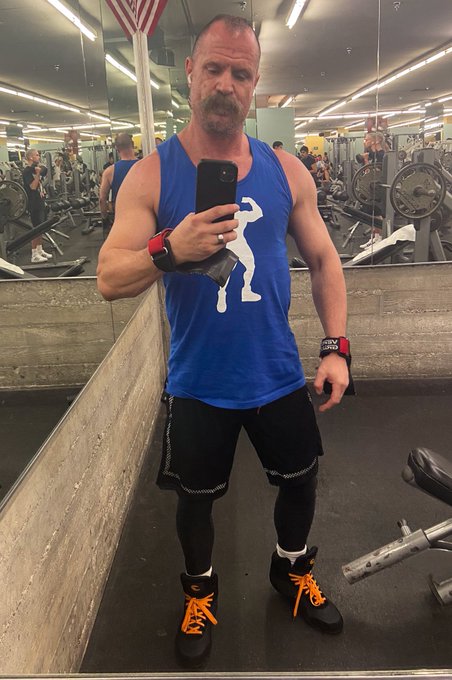 Gym time (at the gym) New gear from #gaspinc and @LEDQueens https://t.co/D35dgYWGYm<a href="/tag/gaspinc"class="tags">#gaspinc</a>