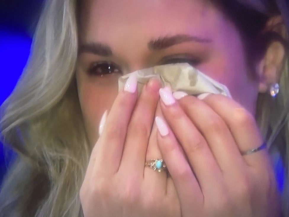 klc1977's tweet photo. Broken nail, Broken heart. #TheBachelor https://t.co/DkYfRw6hCM