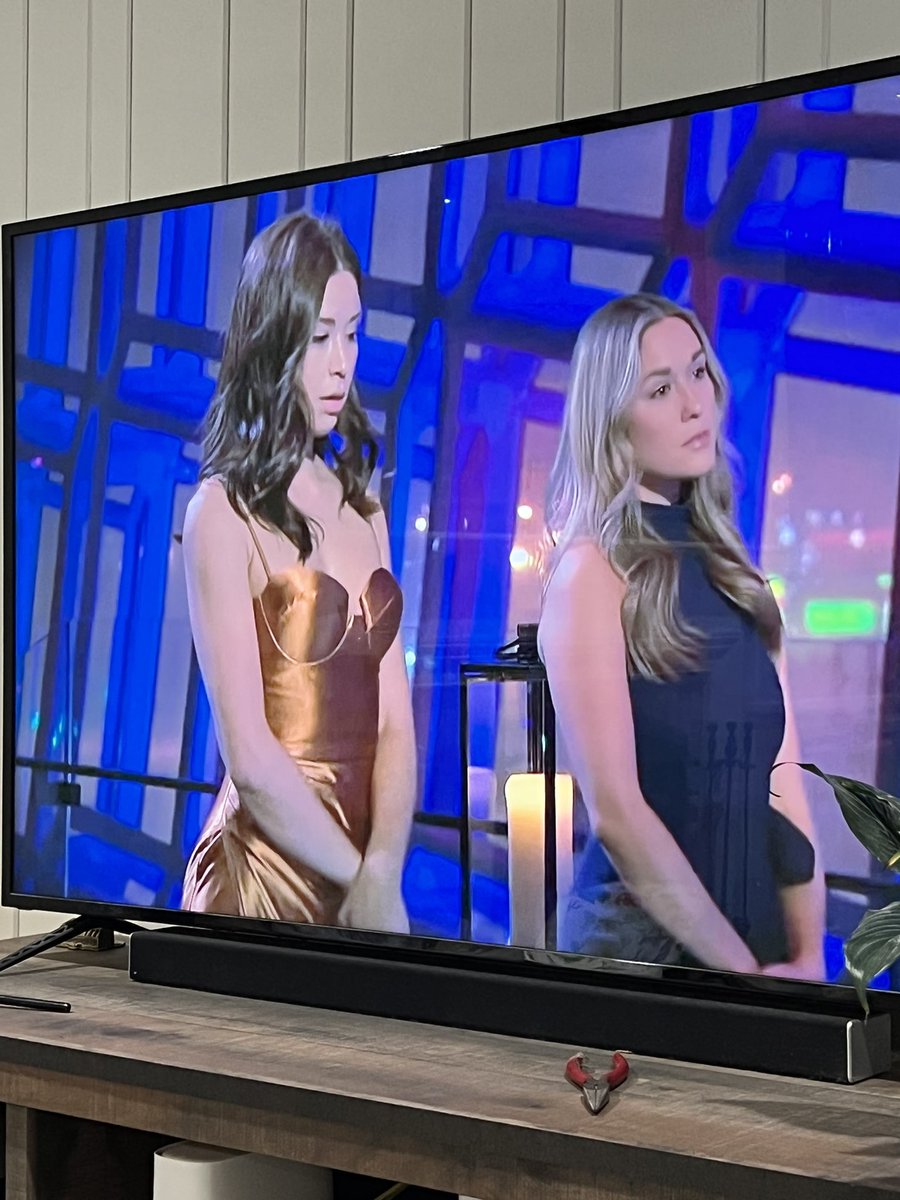 AlexBar26030407's tweet photo. You know what woulda been cooler? If they had both said no.  #TheBachelor https://t.co/c03lN1Mc1Q