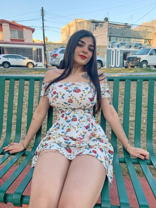 Estoy hermosa 🥰❤️ https://t.co/aGYmcAJFKv<a href="/tag/anime"class="tags"><span>#anime</span></a><a href="/tag/miku"class="tags"><span>#miku</span></a><a href="/tag/karelyruiz"class="tags"><span>#karelyruiz</span></a>