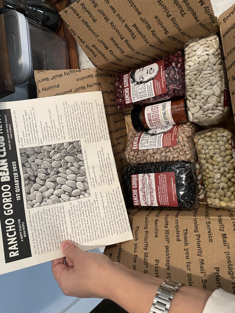 mholsea's tweet photo. I read a viral New Yorker article in 2018 and today I got beans in the mail https://t.co/HZP360woxW