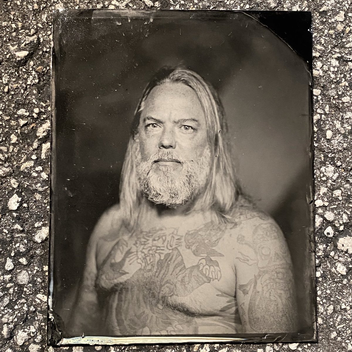 howlermano's tweet photo. Amazing artist @_brianmorris_ 🖼 I photographed @wynwoodbrewing @baselmiami #tintype #portrait #artist #artbasel2021 #nftartist https://t.co/blekWacpn1