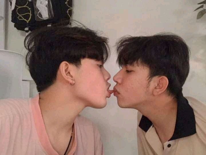 Justineevange18's tweet photo. Love has no gender 🏳️‍🌈❤️
#respectLGBTQ ❤️ https://t.co/rqbuhsTKgP