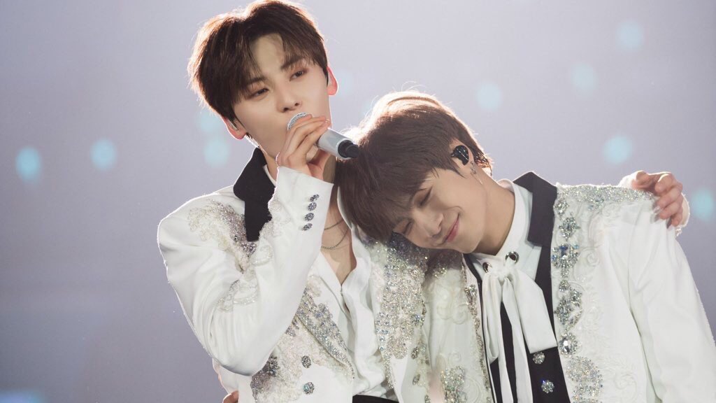 minspolaris's tweet image. the thought of not being able to see 2hyun again… :(