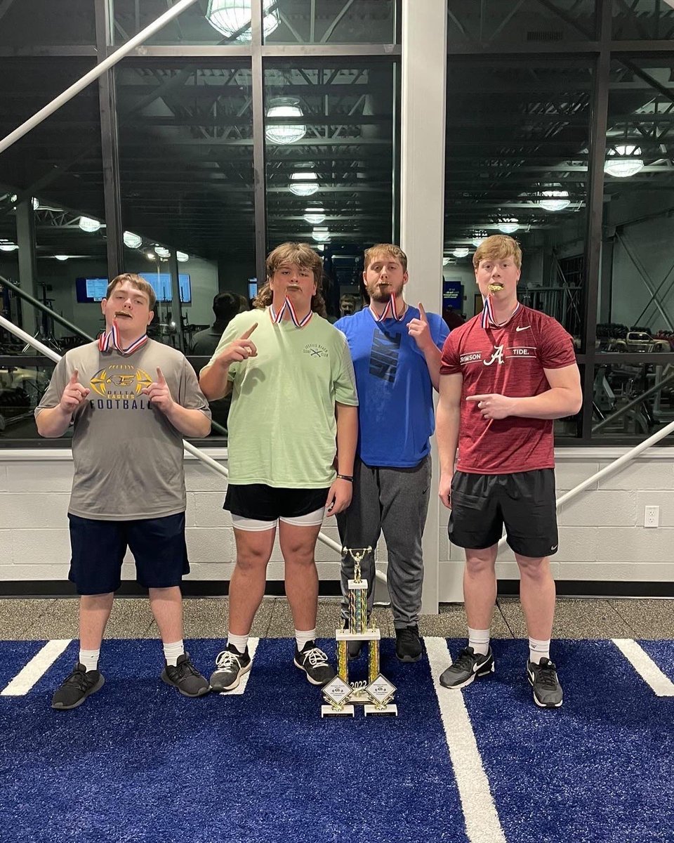 DylanManor32's tweet photo. 1st place in the 230 pound weightlifting competition, and the team got the dub. Big things coming this football season! @CoachOverholt https://t.co/3dizlXpy4M