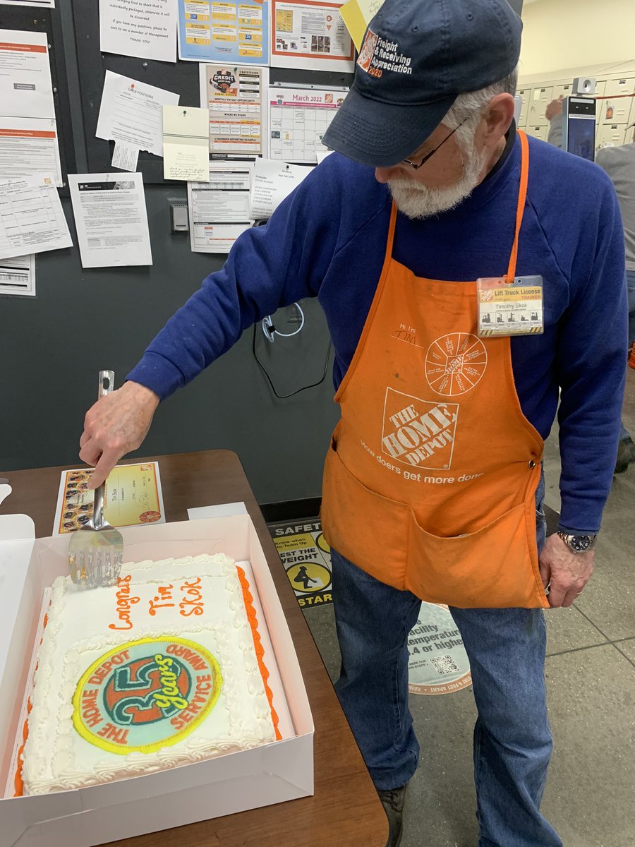 Congratulations Tim on celebrating 35 years of service. @cole91960676 @hollytate122 @thdsandi