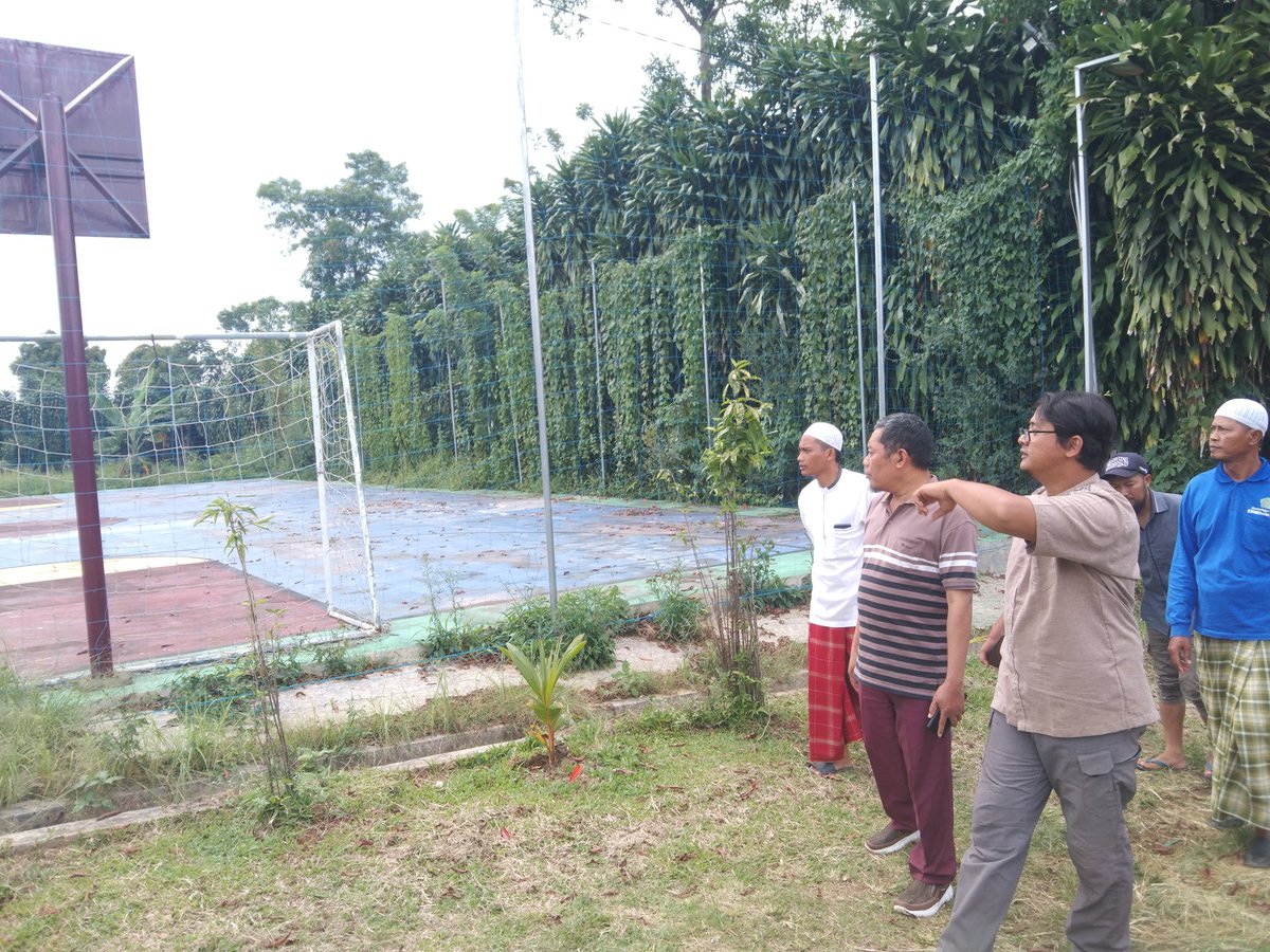 Jadilah apa adanya, jangan merendah walaupun gak punya apa2 atau jangan meninggi congkak walaupun punya segalanya

Manusia itu nilai harganya terlihat dr ilmu dan iman nya, semakin bnyk ilmu yg bermanfaat semakin tinggi nilainya Dimata Allah