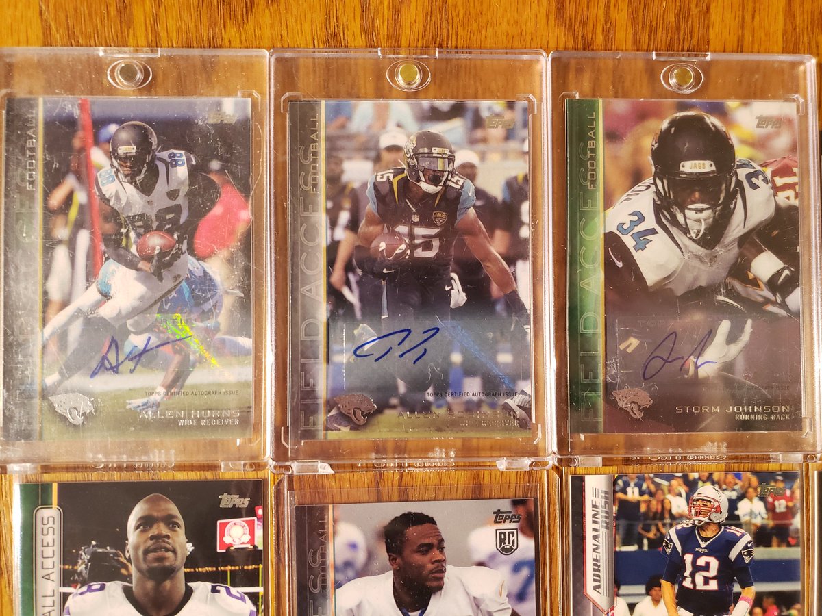 #SmokeBreaks / Mitch Mazur tweet media