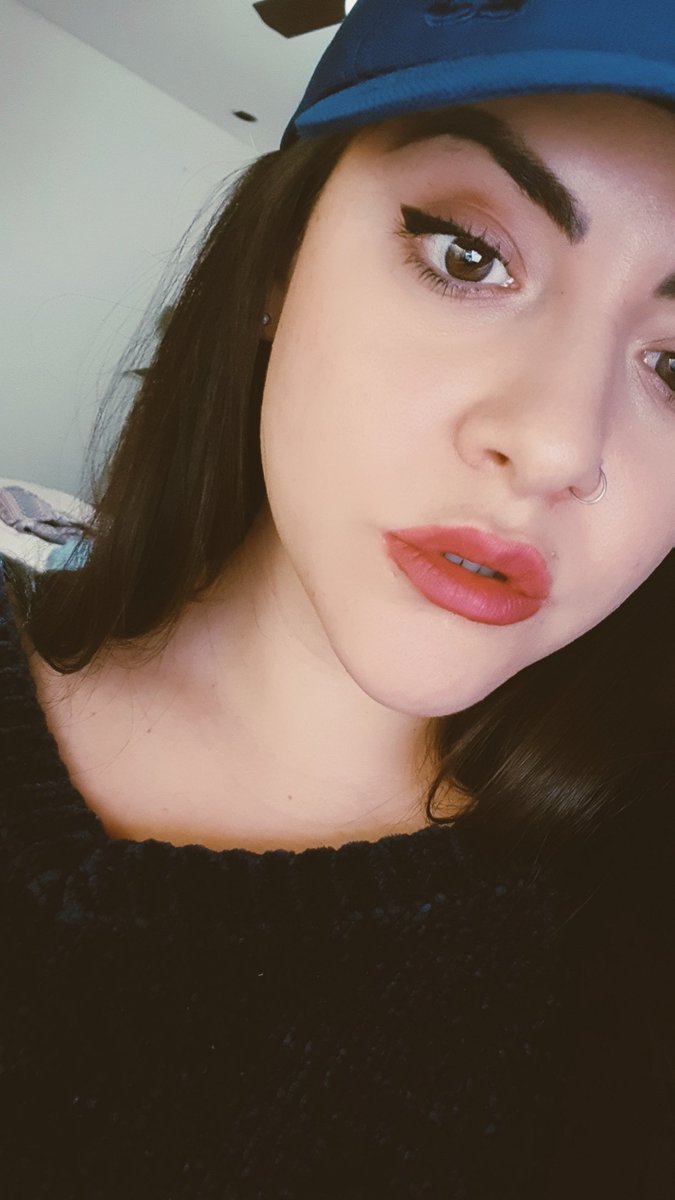 StephsTV's tweet image. I get butterflies when I think about myself ✨️😉 lol