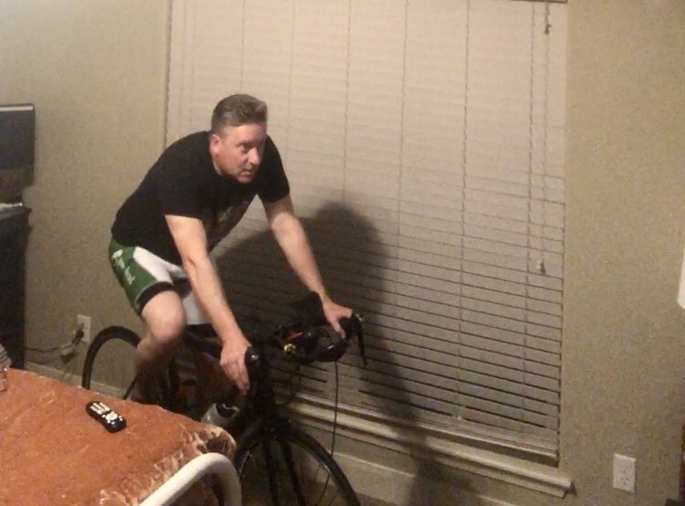Link13Dave's tweet photo. One hour #bike trainer workout!🚴🏻‍♂️#cycling https://t.co/j9c2GmAWGn