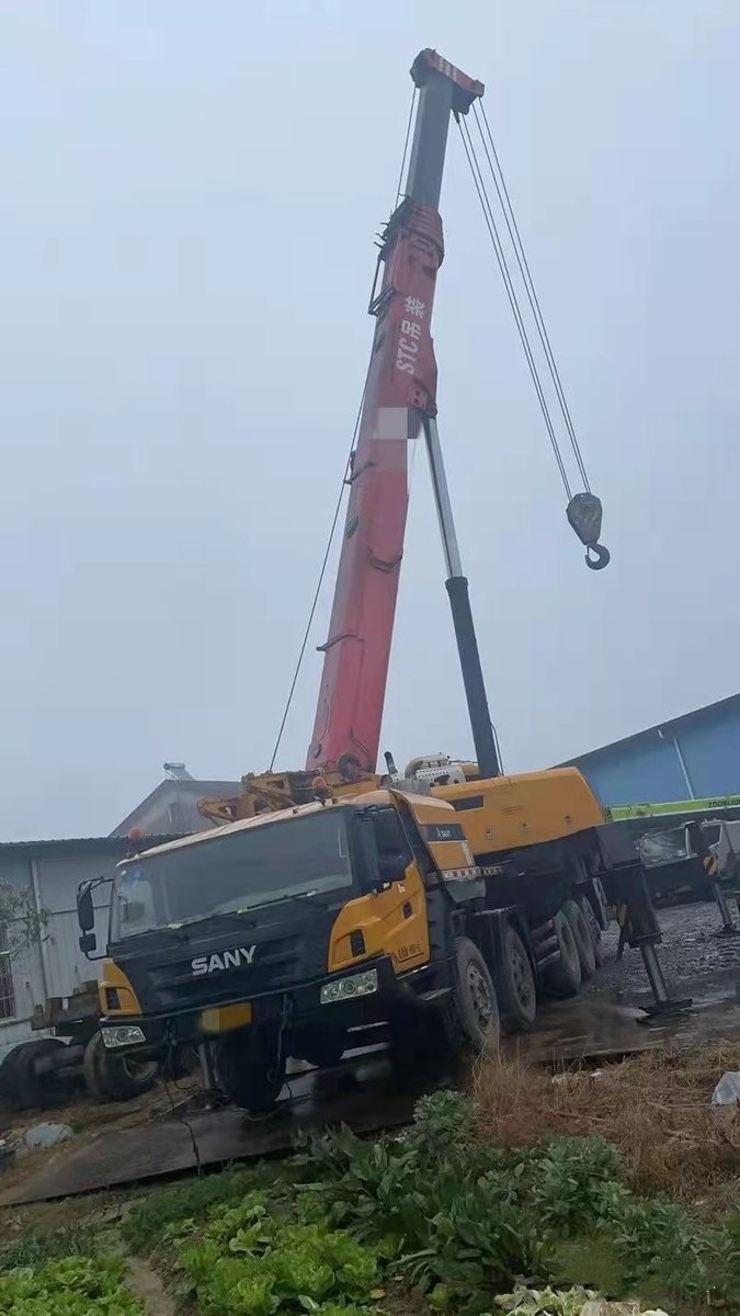 Jessica99854409's tweet image. Have a look with this year 2013 big #crane, the max lifting capacity could reach 100T. Anybody intrested?

#imachine,your #usedmachine parterner.
#truckcrane #usedcrane #usedtruckcrane #100Tcrane #marineequipment #containerhanding #Sanymarine #sany