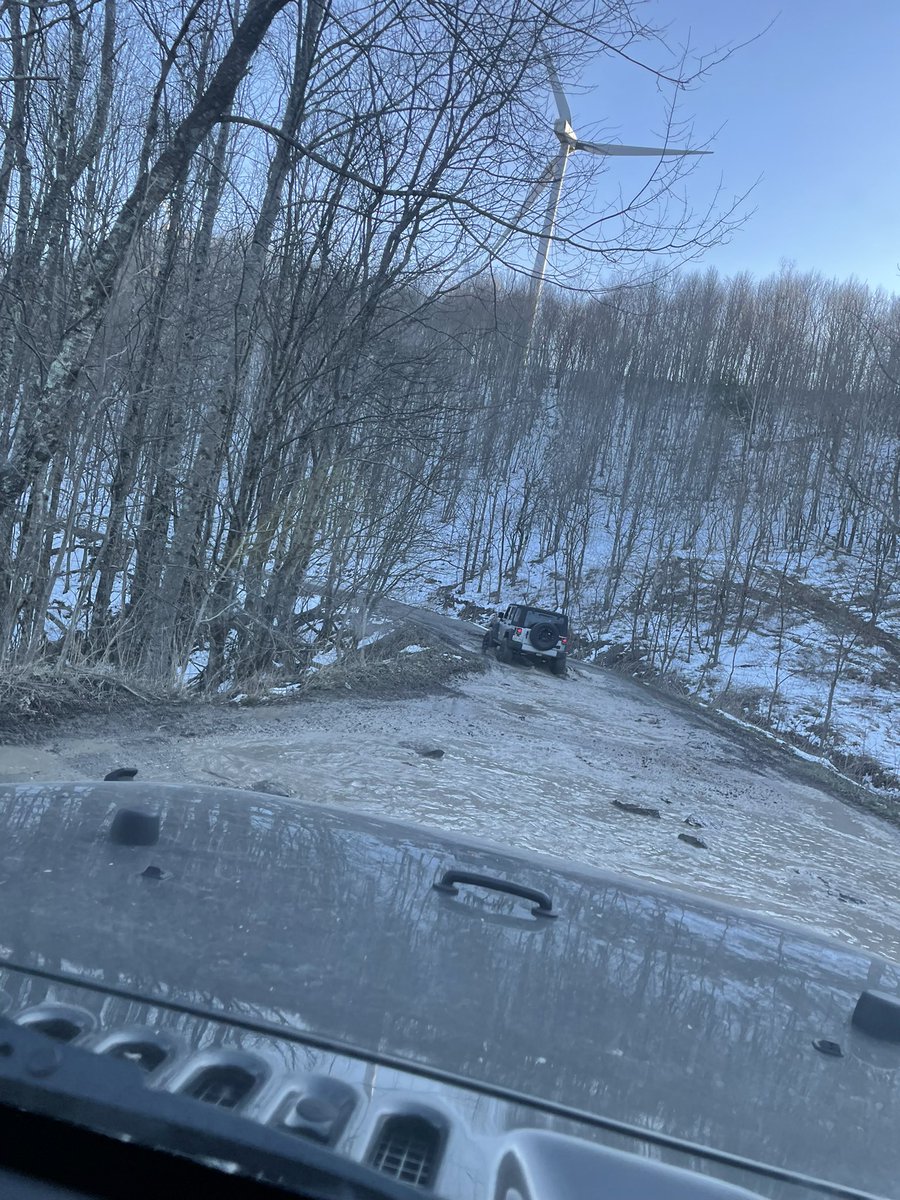 bec6005's tweet photo. Windrock, Tn! Here we go! #offroad #muddytires #windrock #JeepWrangler @JeepMafia_ @TopJeepers https://t.co/0eULlC0pf4
